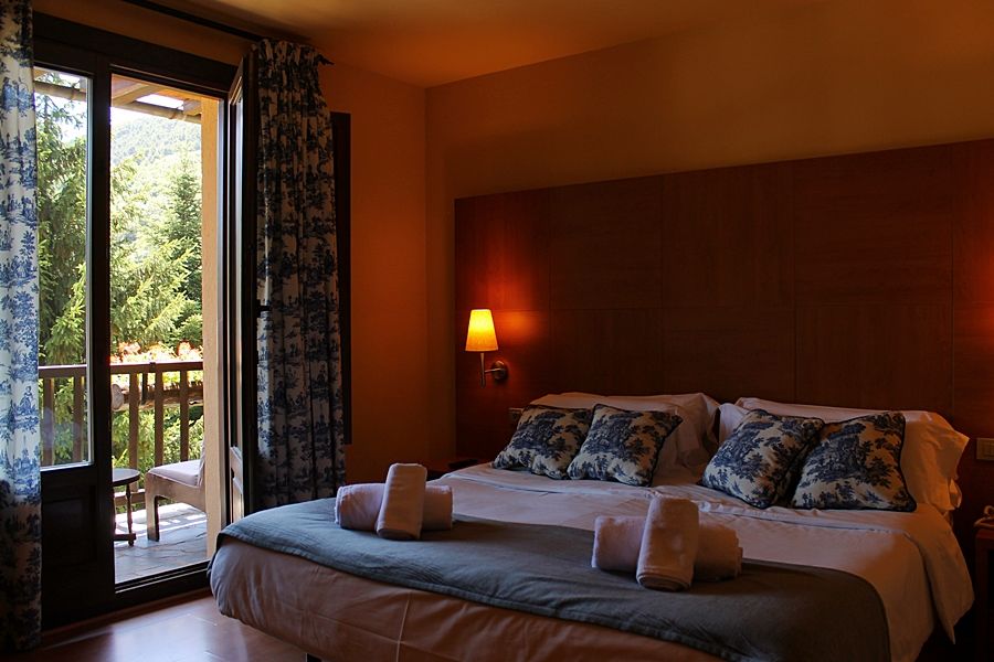 Hotel Saurat Еспот Екстер'єр фото